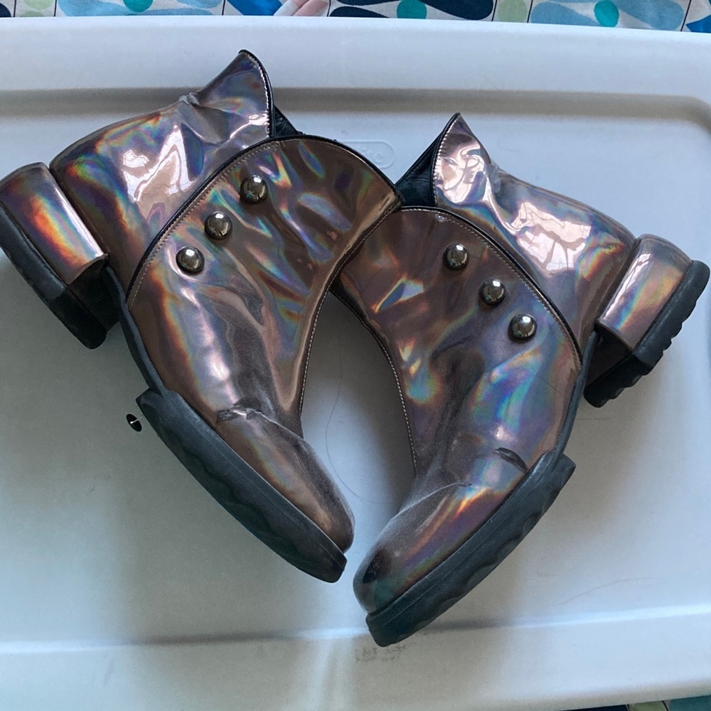 John Fluevog Unity Penney ankle boot in the oil slick colorway 9 AS IS - Picture 2 of 5